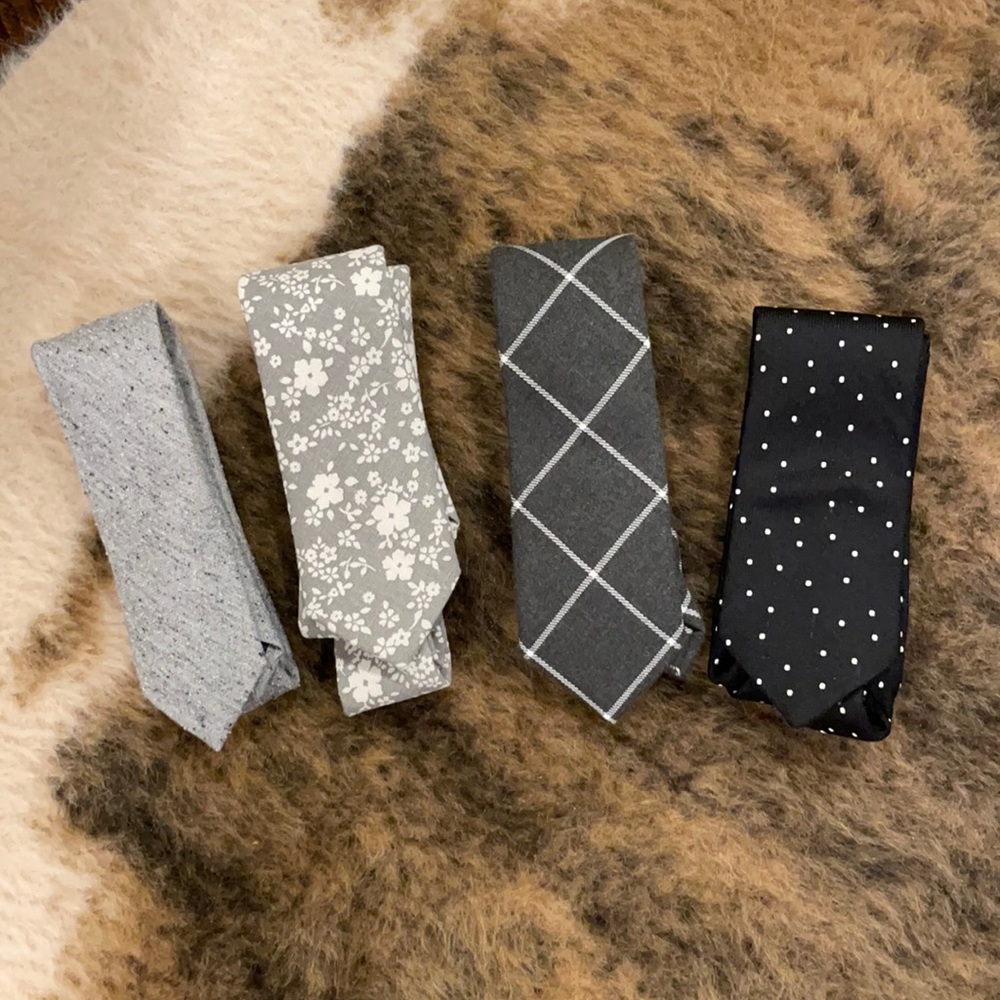 Ties x 4
